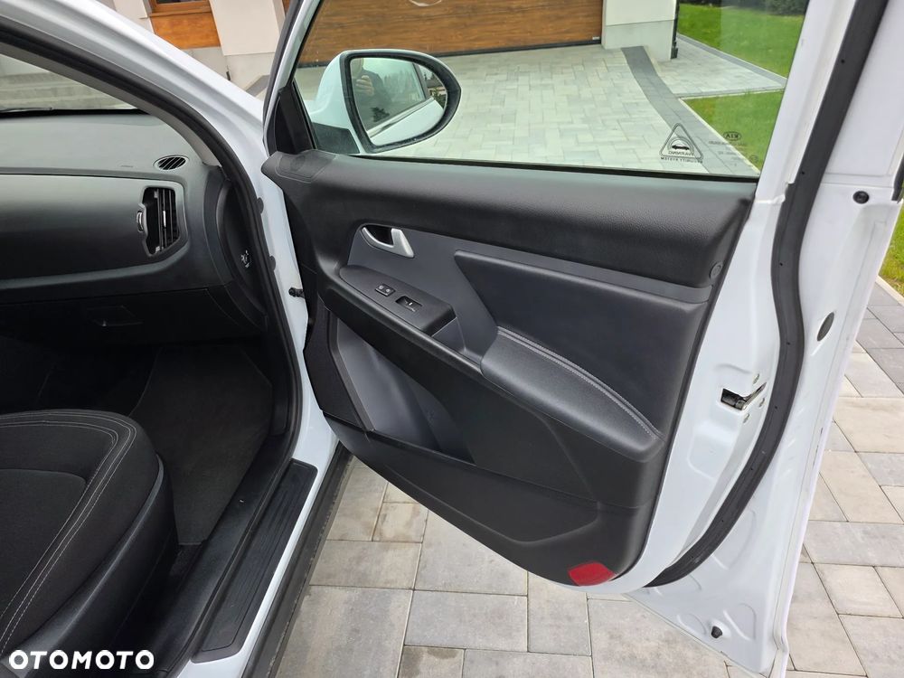 Kia Sportage 1.6 GDI L 2WD - 18