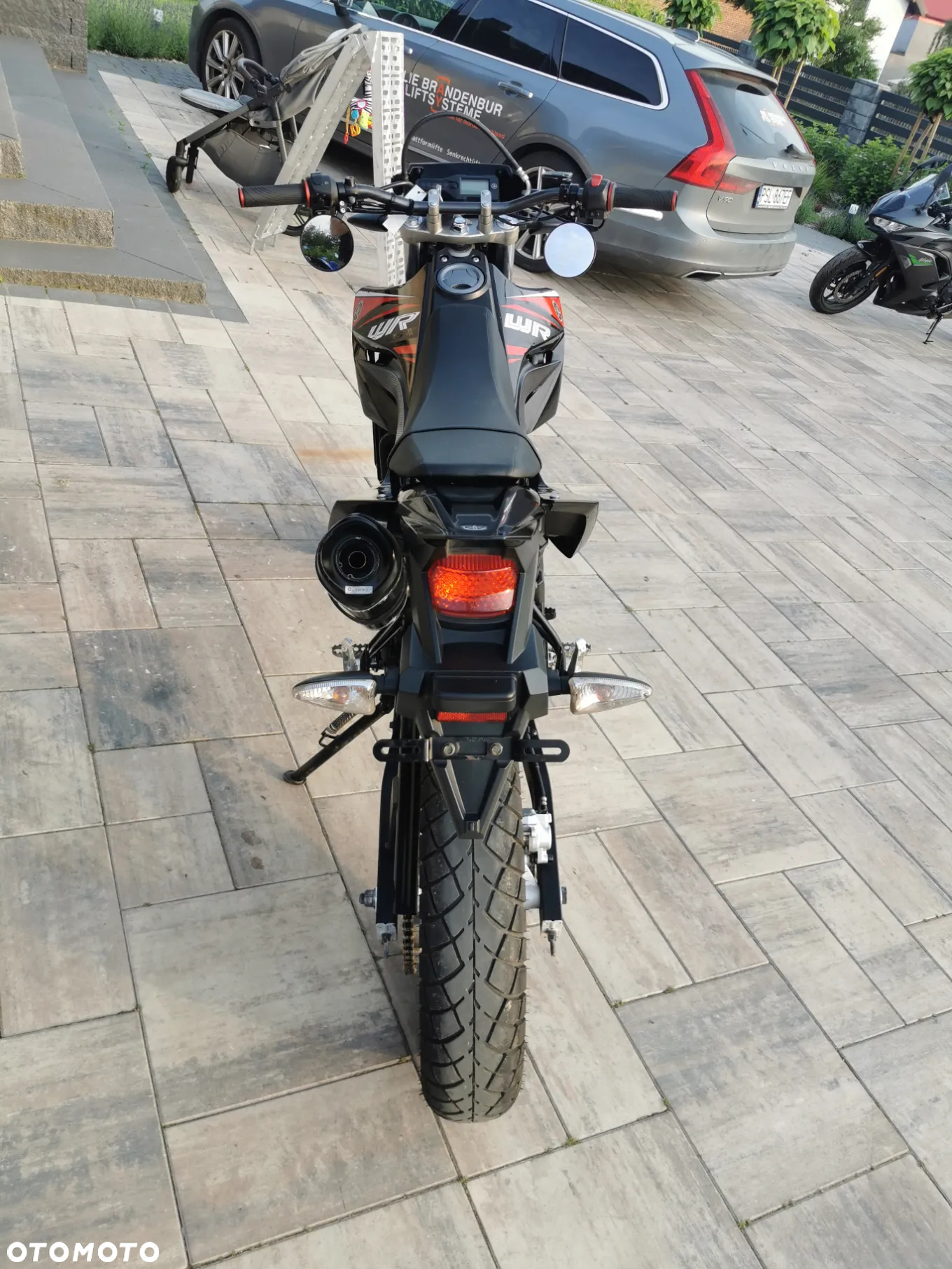 Yamaha WR - 25