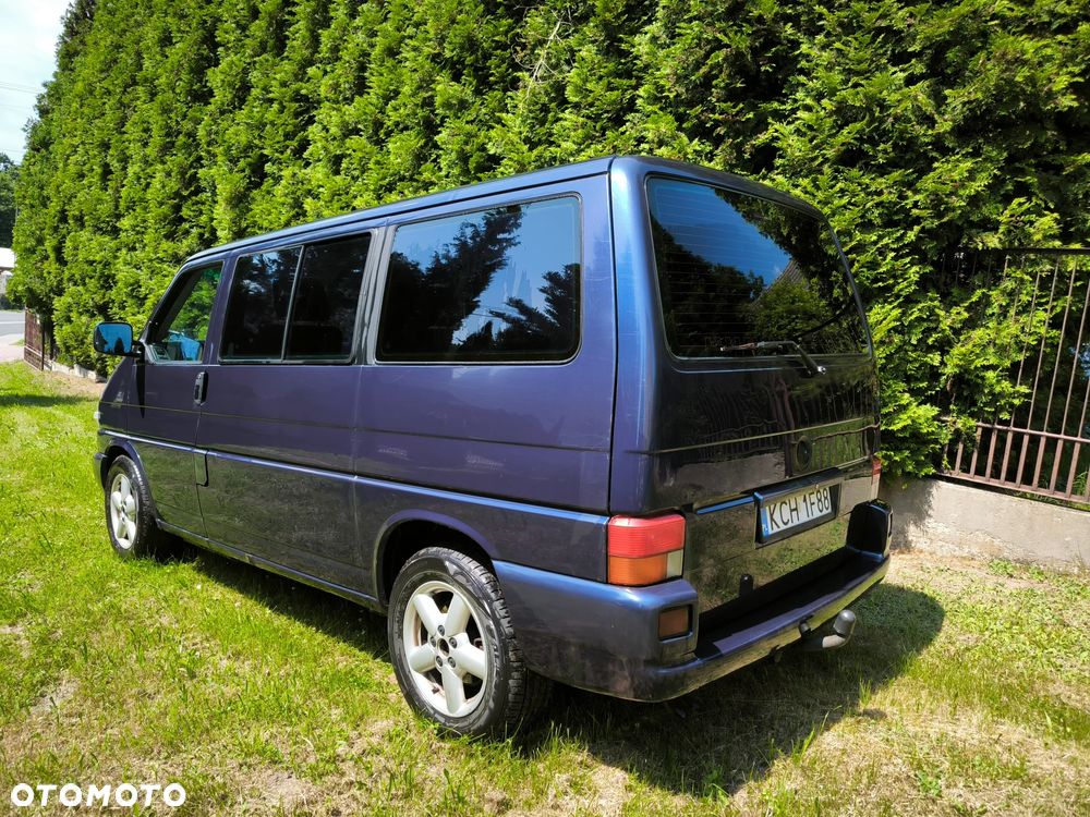 Volkswagen Caravelle - 3