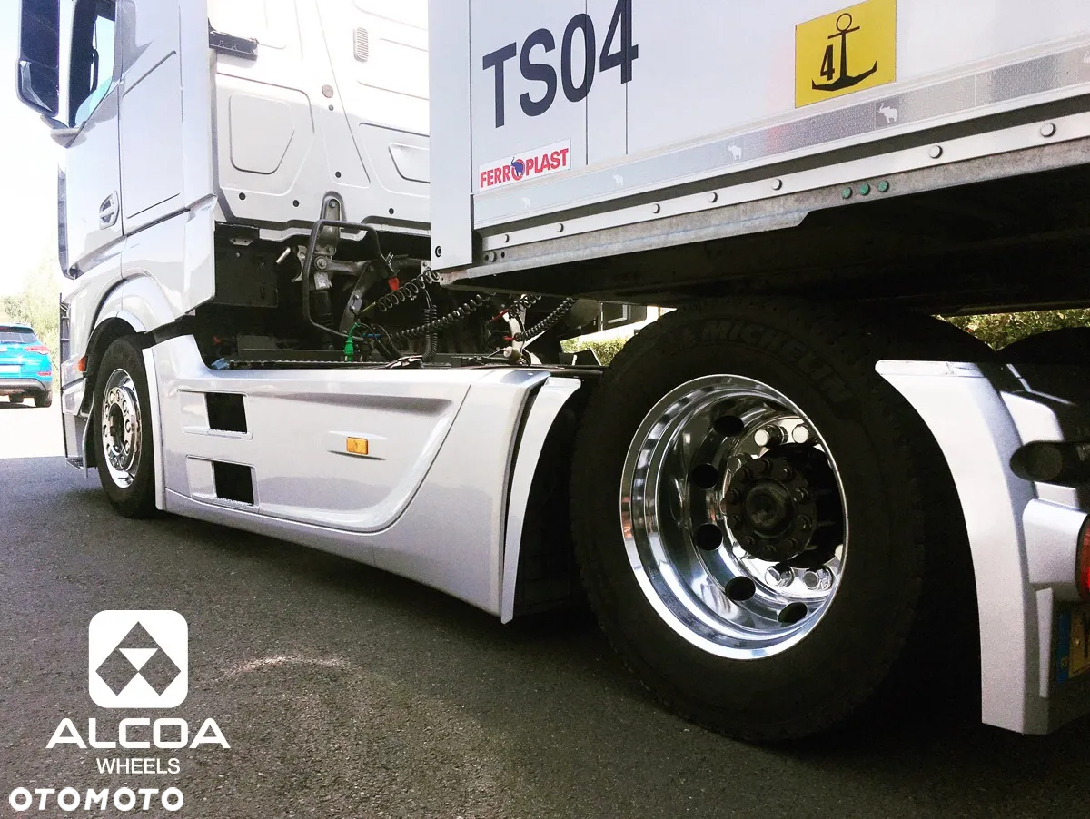 Tył C.S. / Felga ALCOA / 22,5 x 9,00 / ET 154 / LVL ONE / NETTO 1.650,-PLN - 9