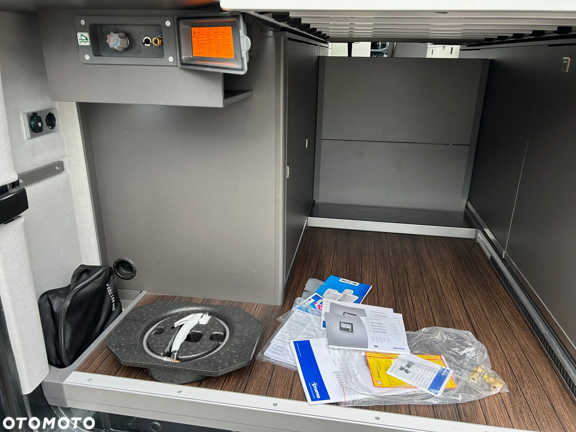 Volkswagen Grand California 680 / Automat / 2023 - 22