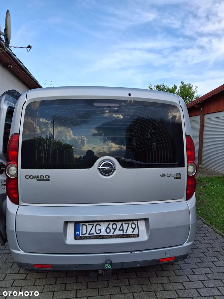 Opel Combo - 8