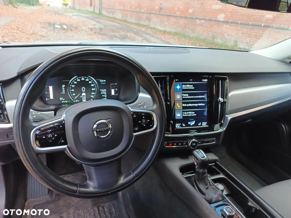 Volvo V90 D5 AWD Momentum - 10