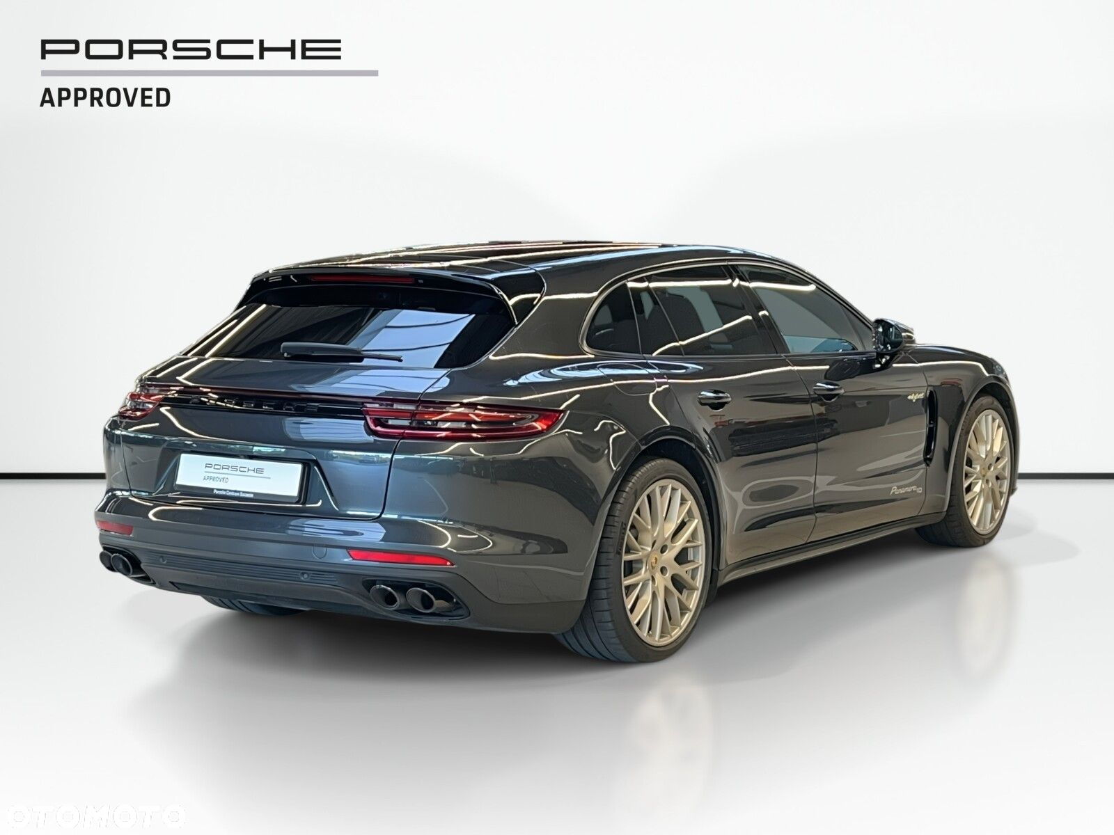 Porsche Panamera - 5