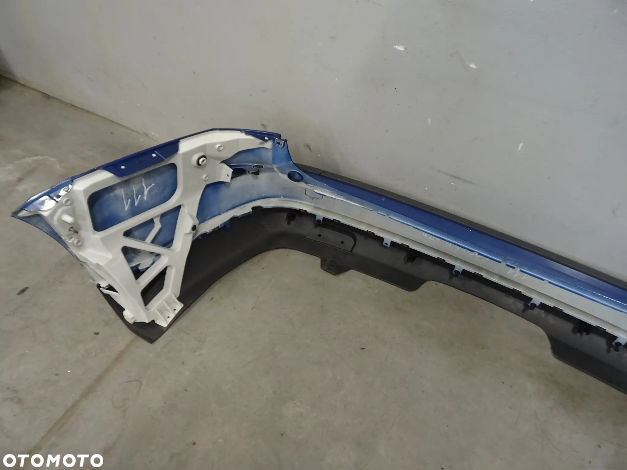 ZDERZAK TYŁ TYLNY FORD FOCUS II MK2 KOMBI  NR111 - 6