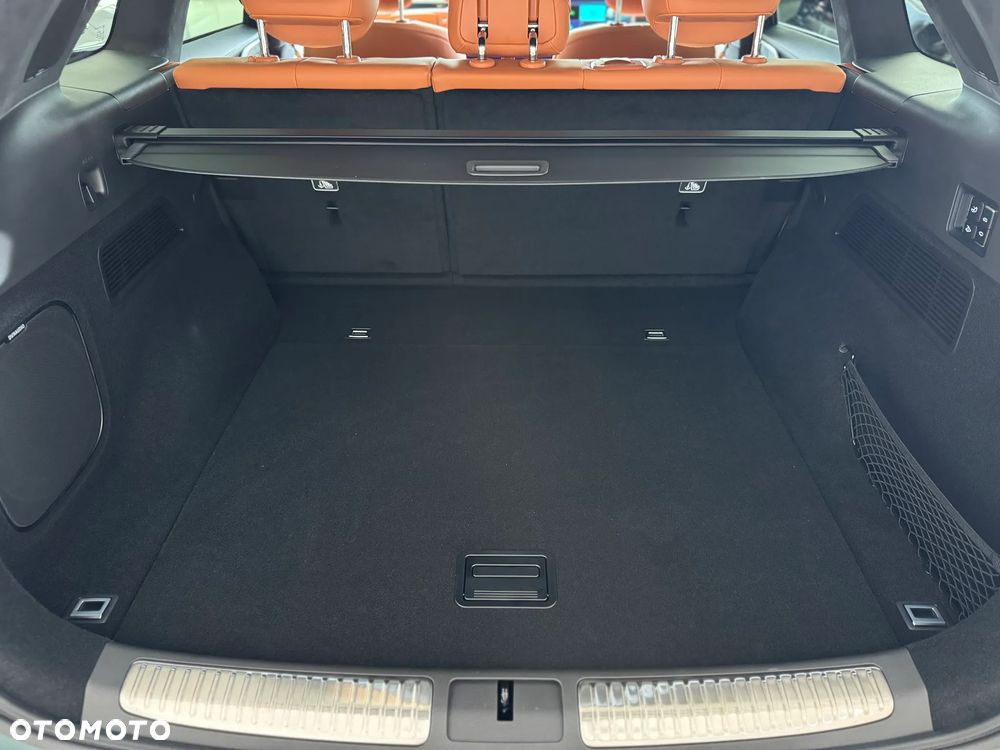 XPeng G9 94.6 kWh AWD Performance - 13