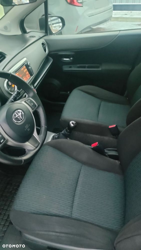 Toyota Yaris 1.0 Life - 5