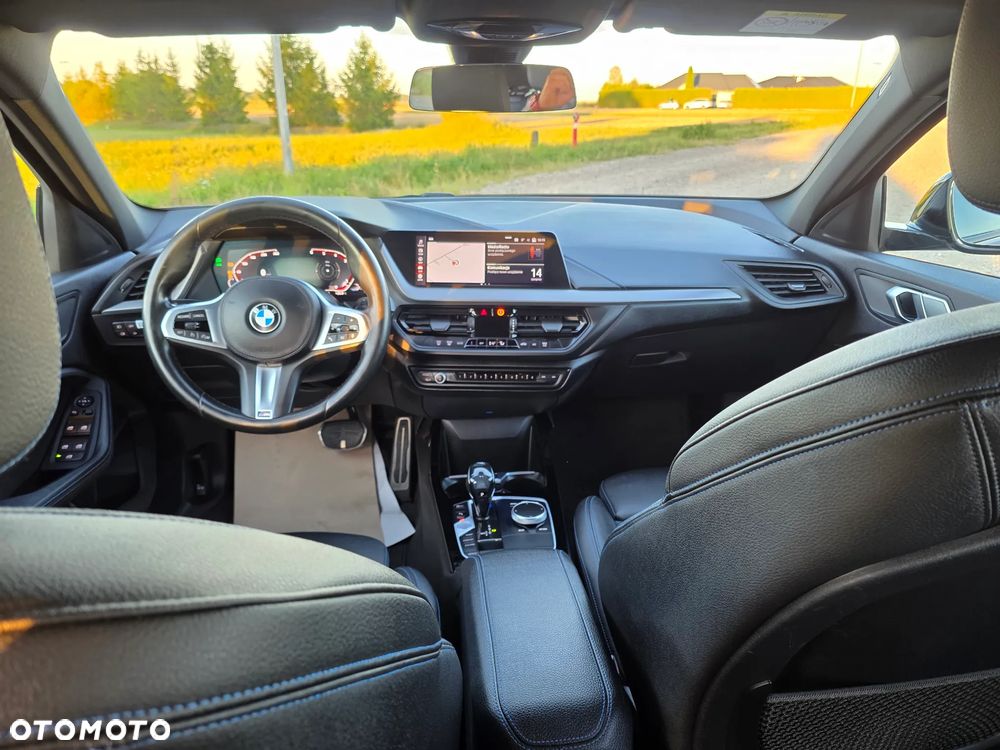BMW Seria 1 118d Edition M Sport Shadow - 19