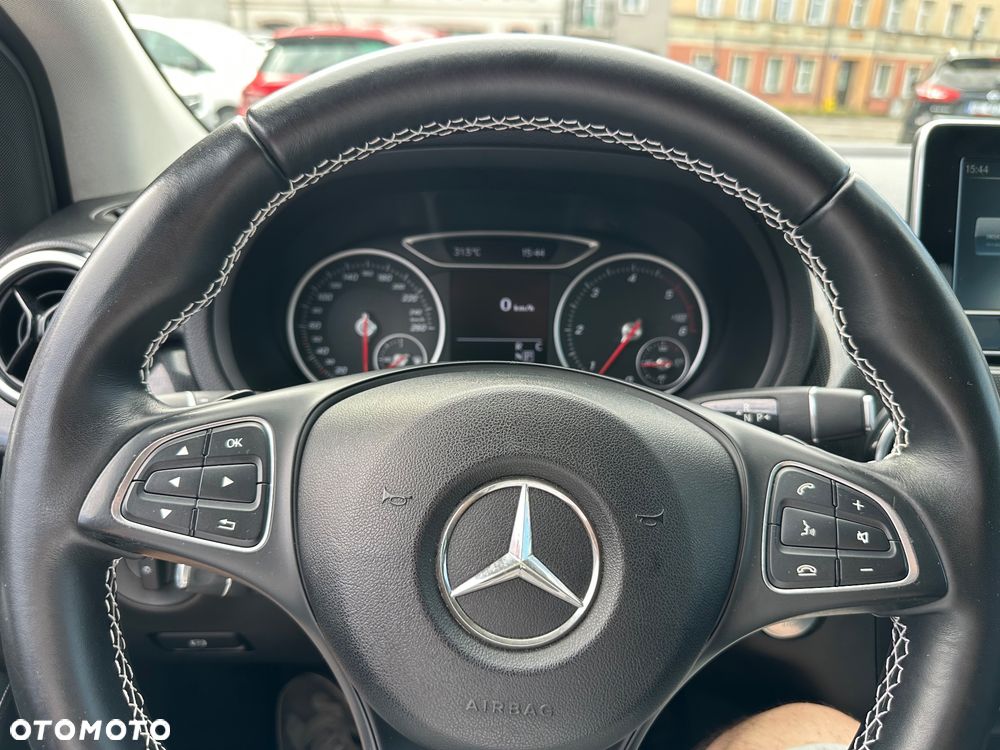 Mercedes-Benz Klasa B 200 (CDI) d 7G-DCT Style - 36