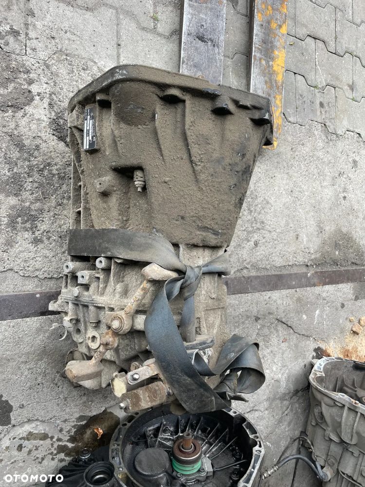 SKRZYNIA BIEGÓW 711620 MERCEDES SPRINTER 2.2 - 3