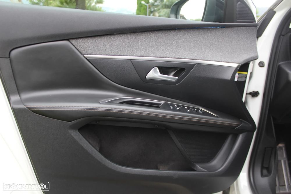 Peugeot 3008 1.6 BlueHDi GT Line EAT6 - 14