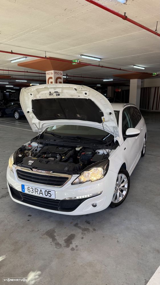 Peugeot 308 SW 1.6 BlueHDi Style - 26