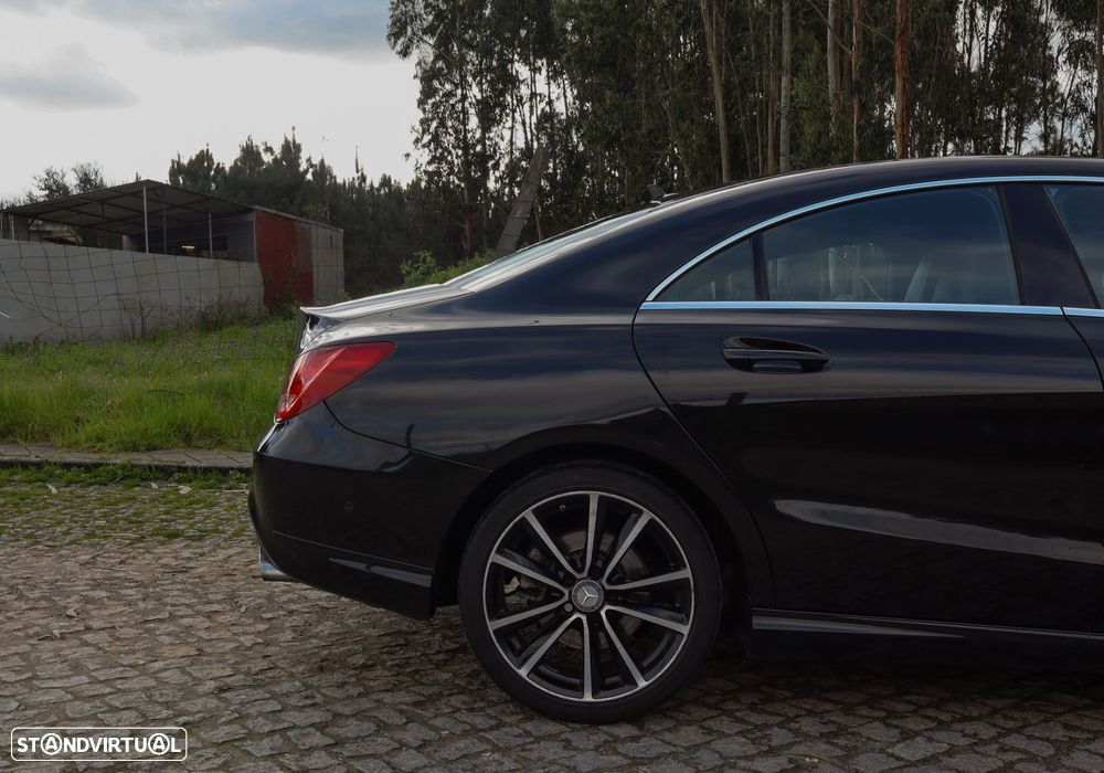 Mercedes-Benz CLA 180 - 4