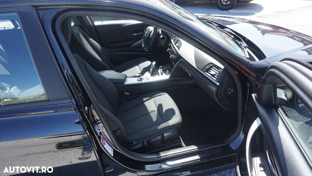 BMW Seria 3 318d Aut. Blue Performance - 11