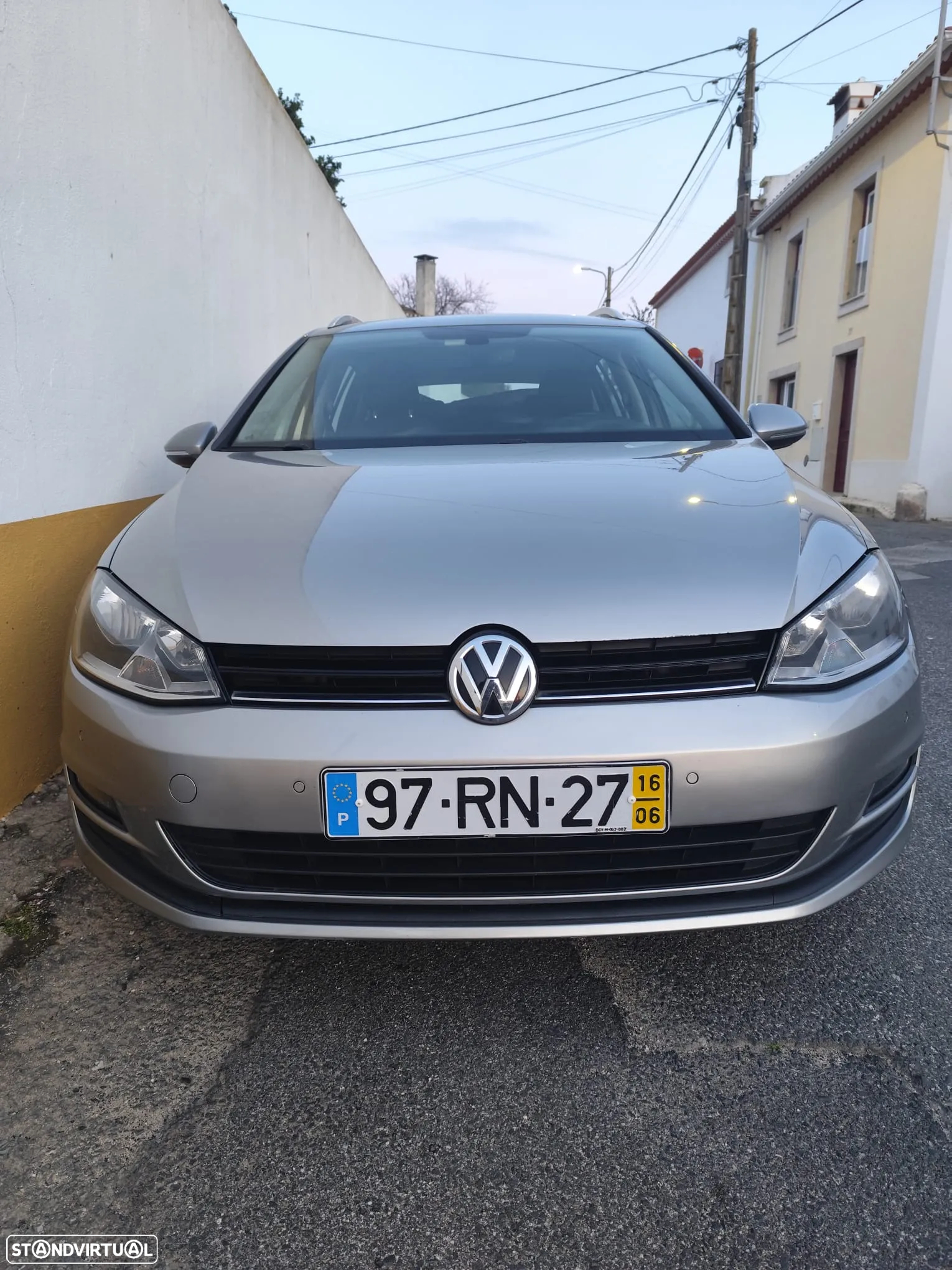VW Golf Variant 1.6 TDi BlueMotion Confortline - 9