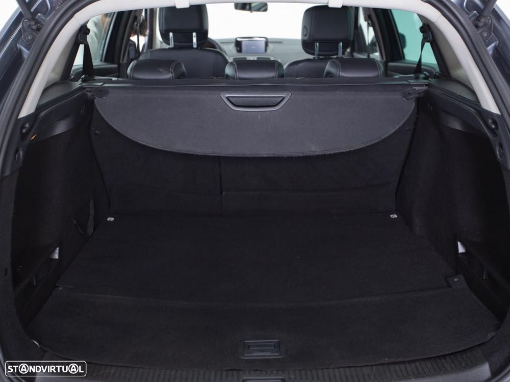 Renault Mégane Sport Tourer - 12