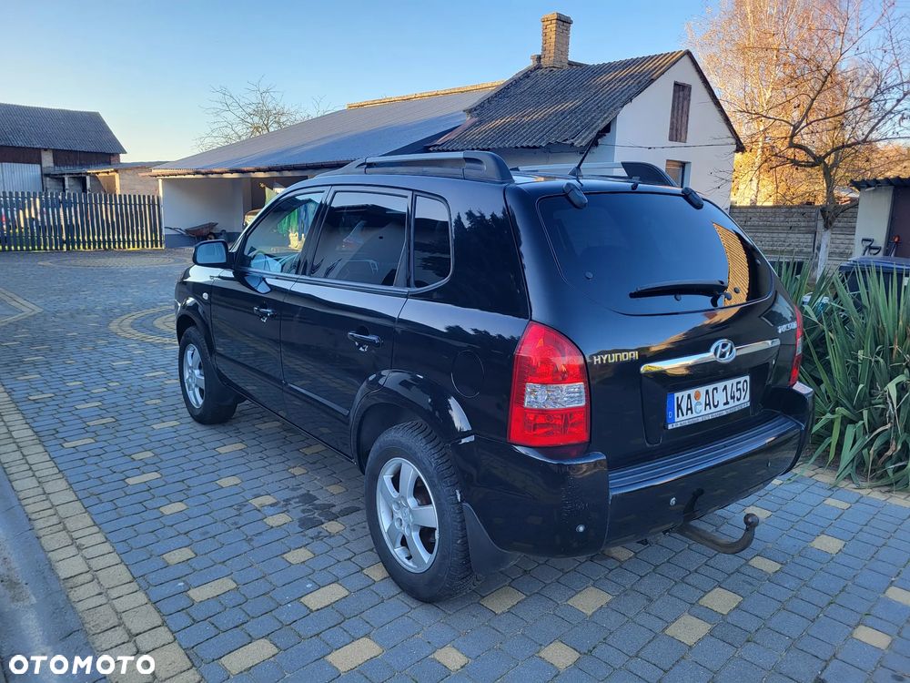 Hyundai Tucson 2.0 Comfort 2WD - 16