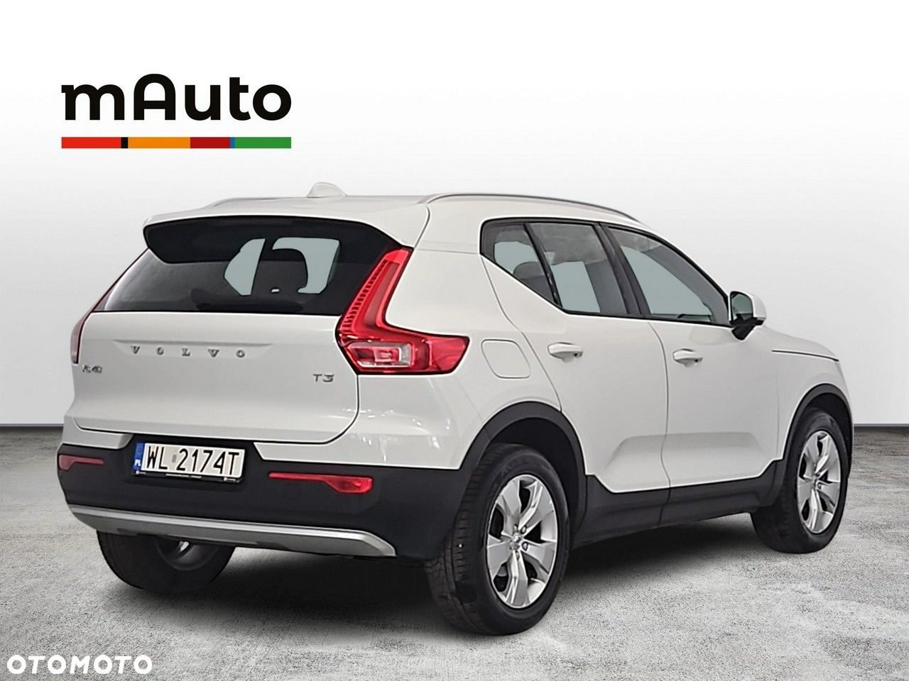 Volvo XC 40 T3 Momentum Pro - 5