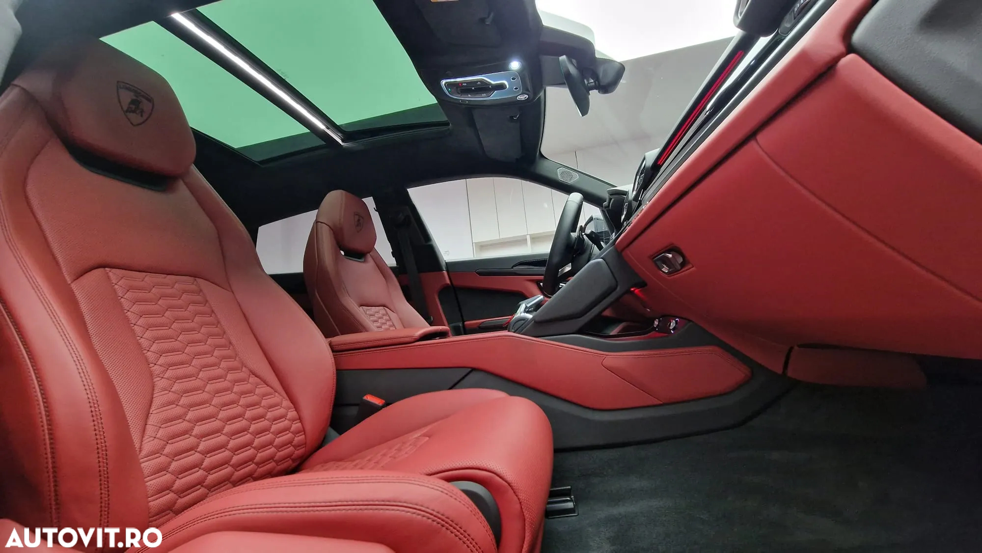 Lamborghini URUS - 17