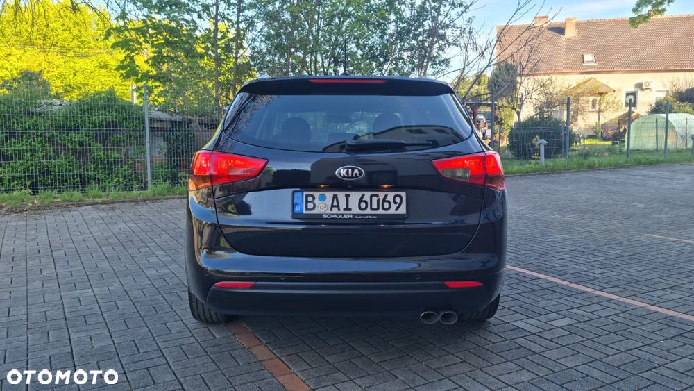 Kia Ceed 1.6 CRDi 136 ISG Spirit - 6