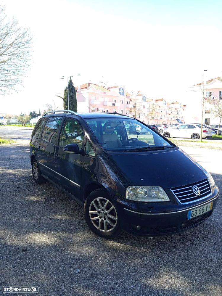 VW Sharan 1.9 TDi Highline ACD - 2