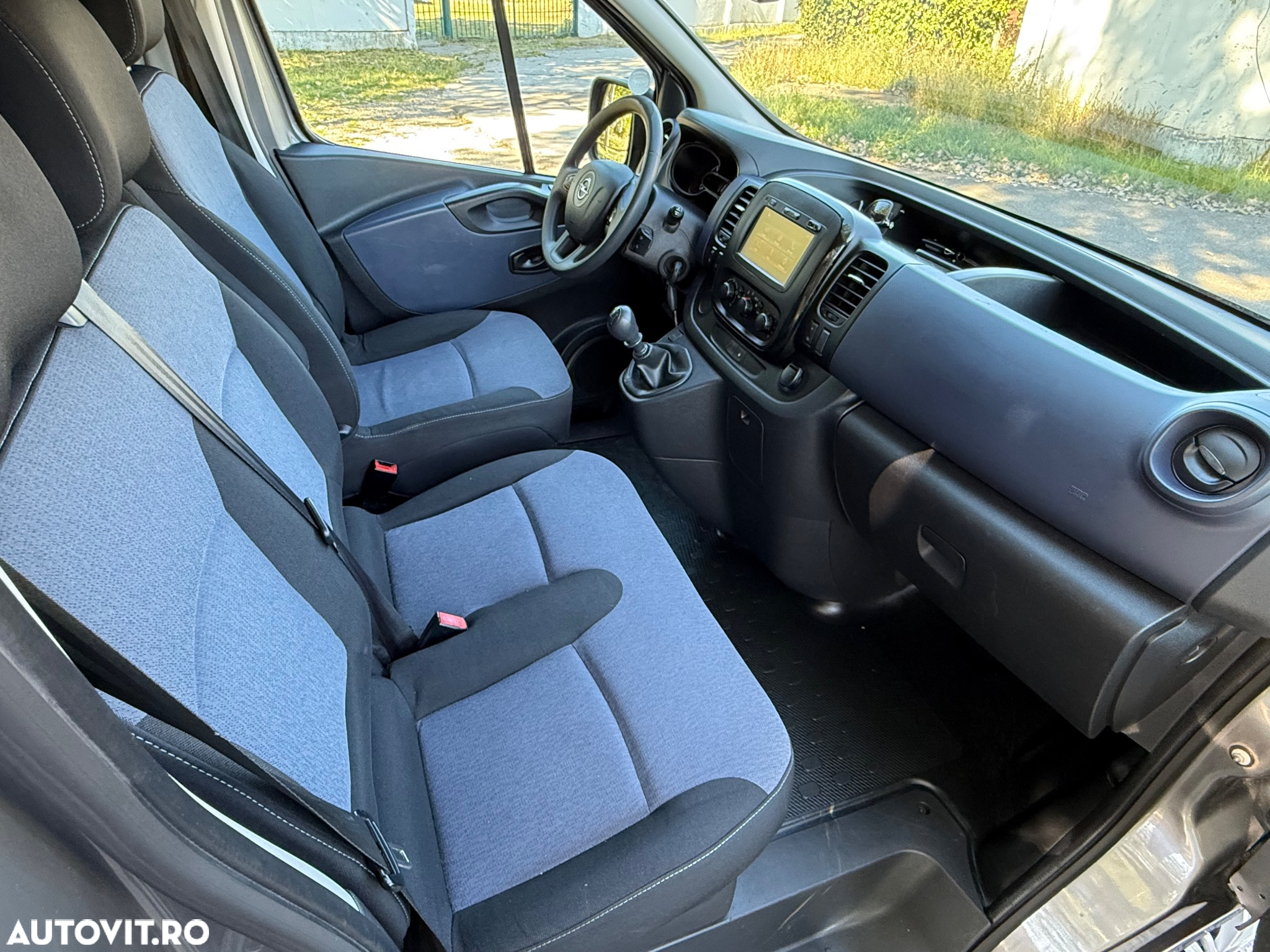 Opel Vivaro 1.6 TwinTurbo CDTI Life L1H1 2.7 t Start/Stop - 15