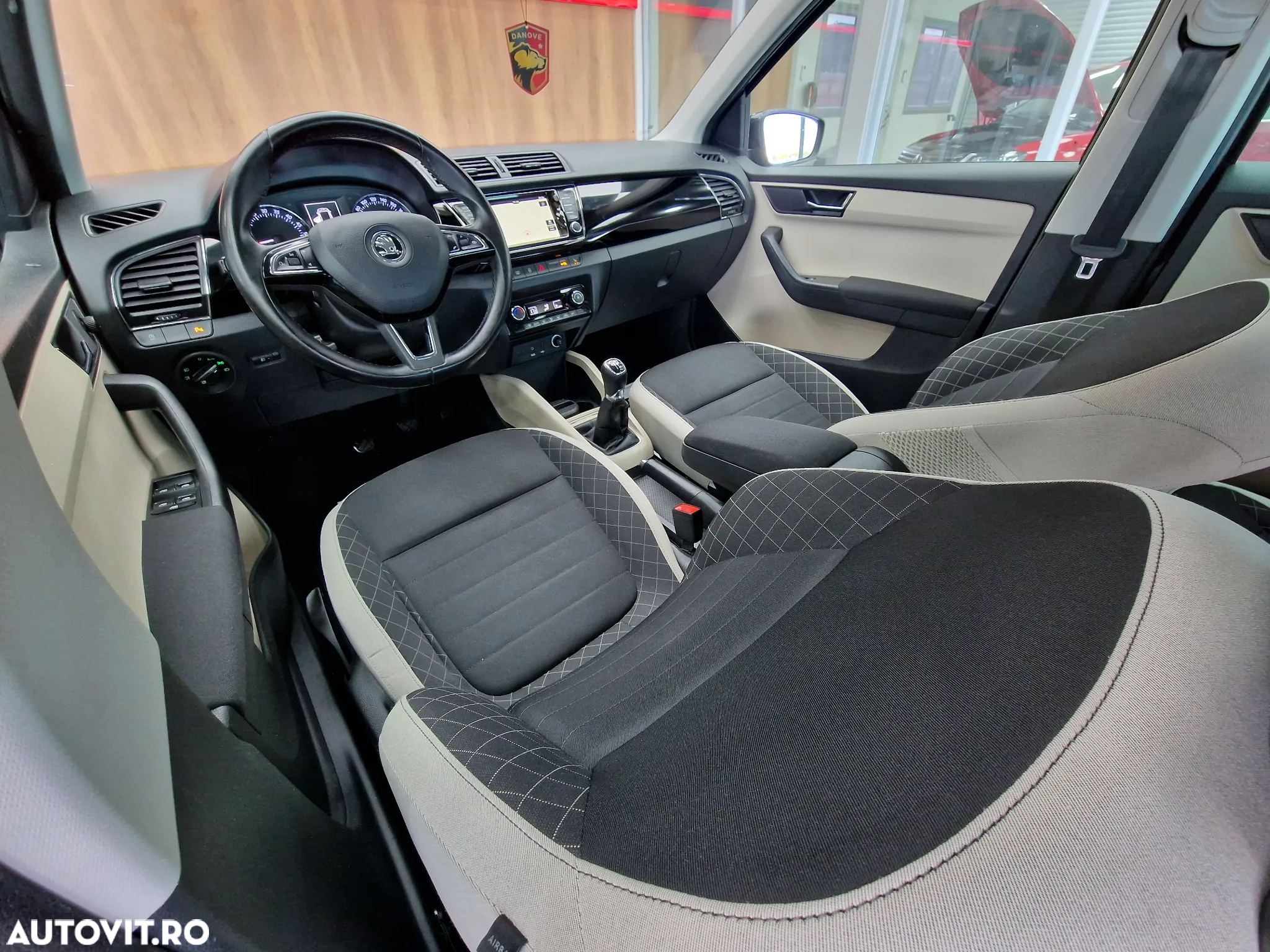 Skoda Fabia - 15