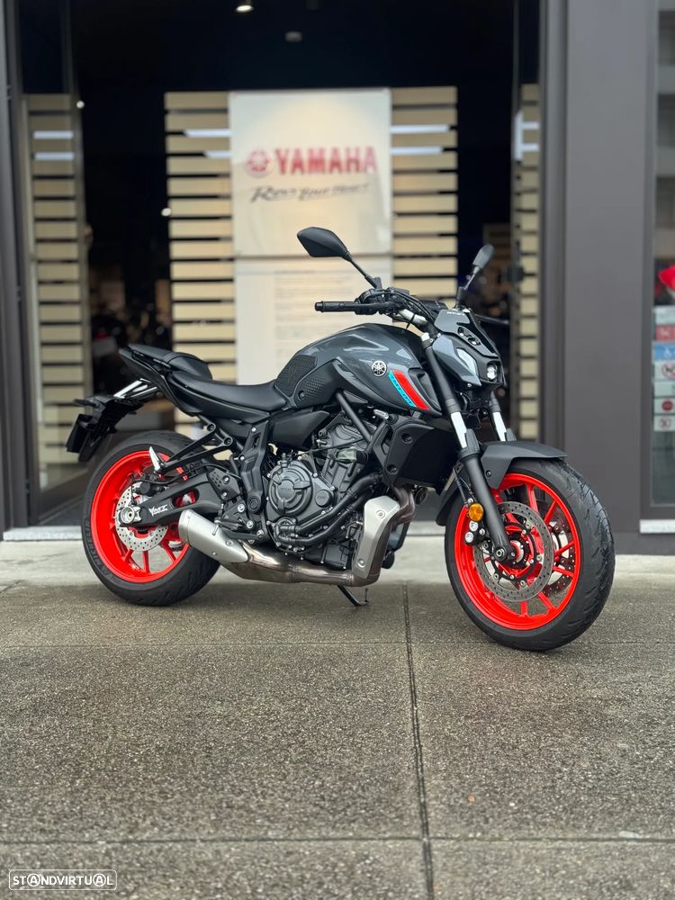 Yamaha MT-07 - 1