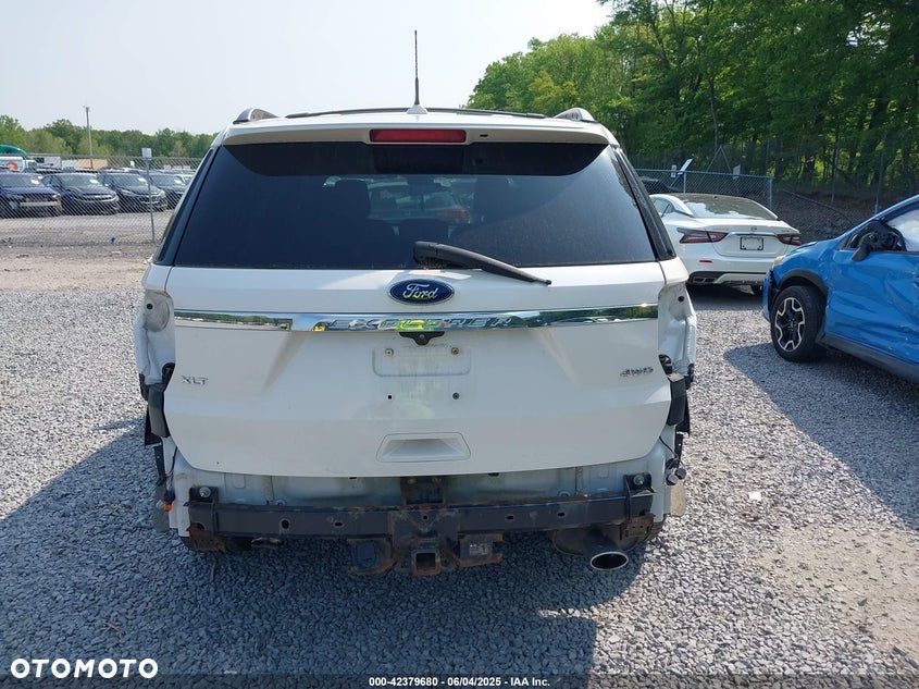 Ford Explorer EcoBoost Plug-in Hybrid ST-LINE - 29