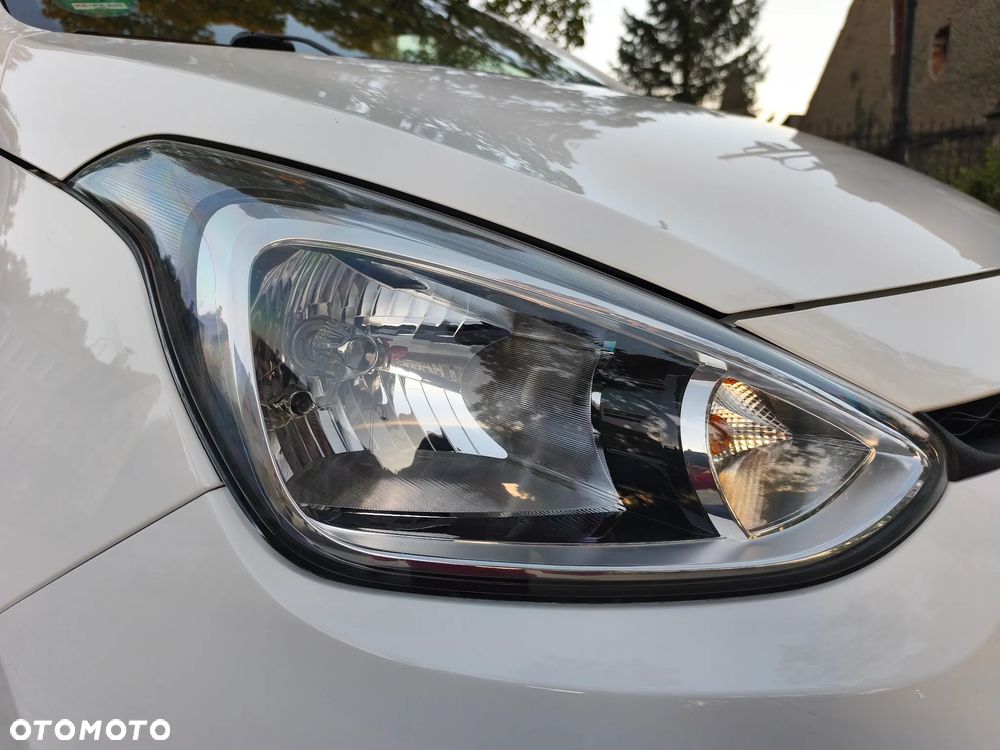 Hyundai i10 - 15