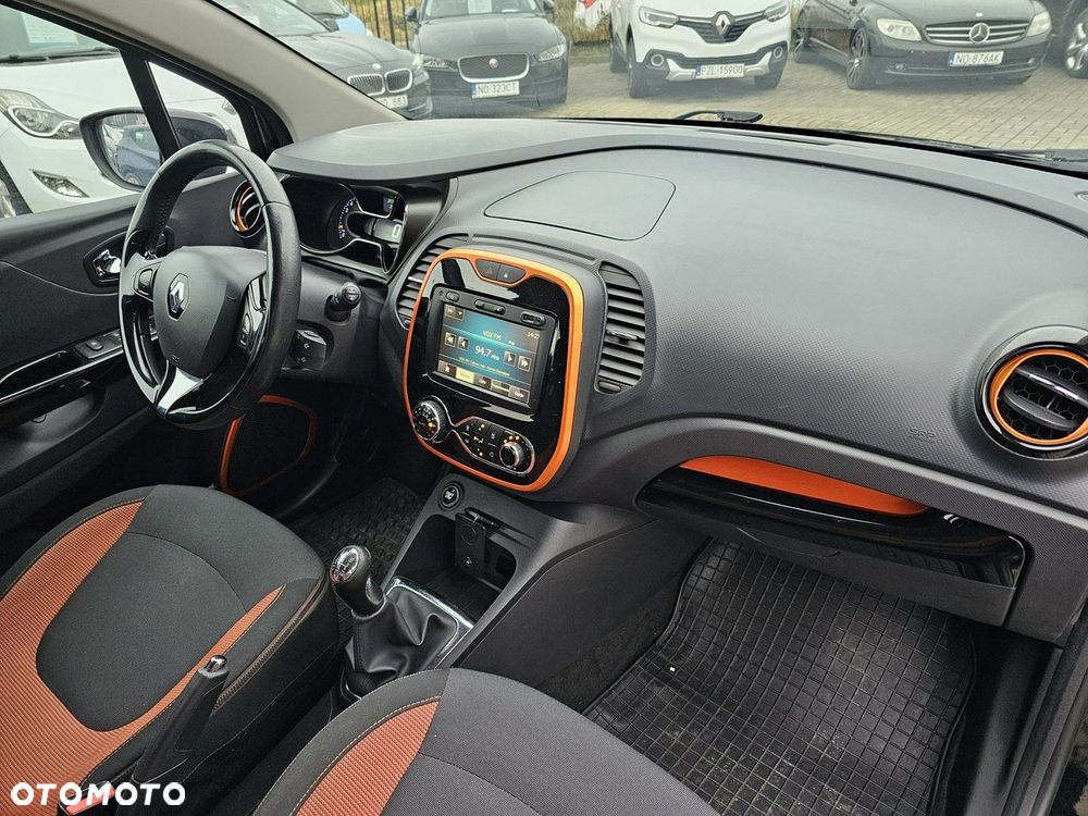 Renault Captur 0.9 Energy TCe Helly Hansen - 27