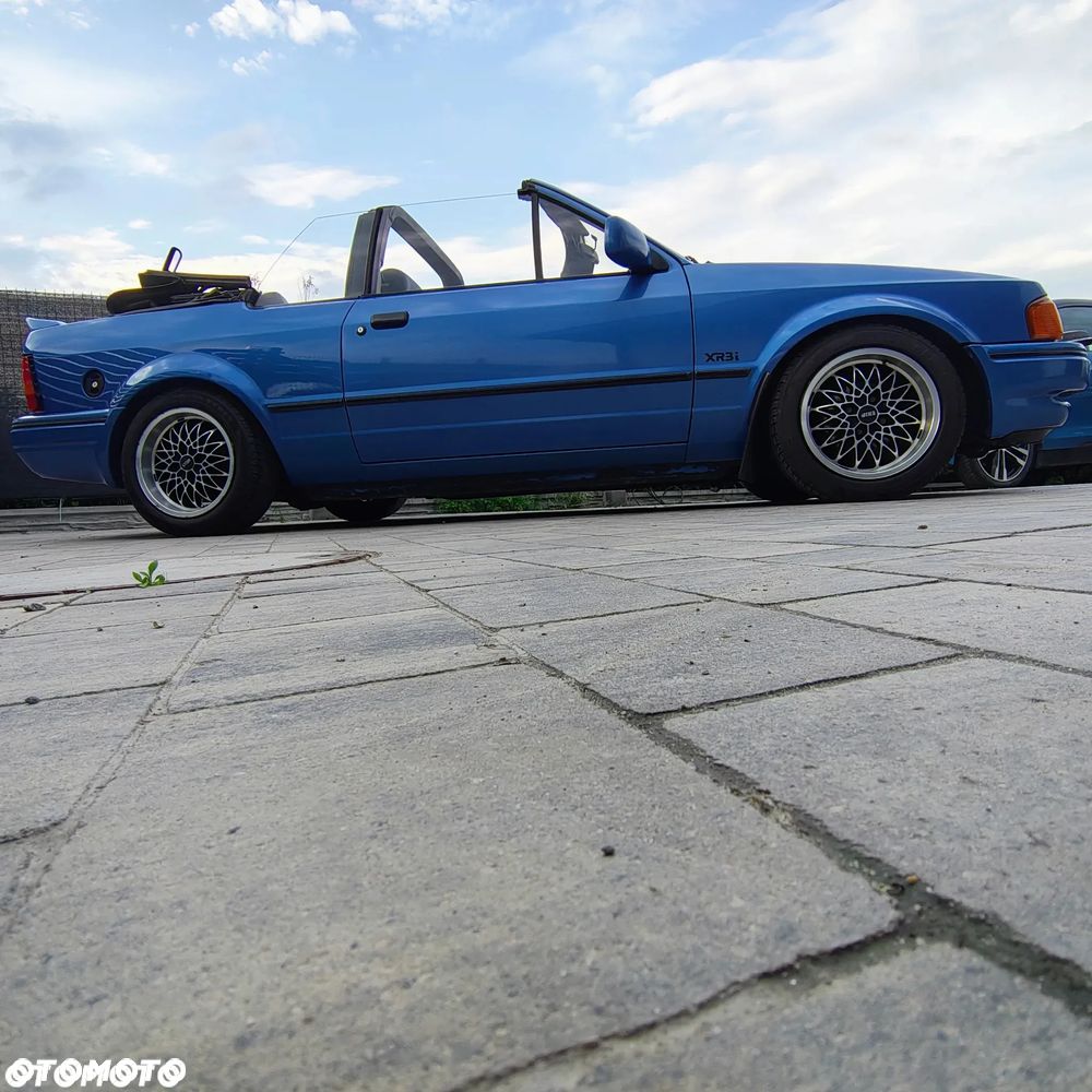 Ford Escort - 9