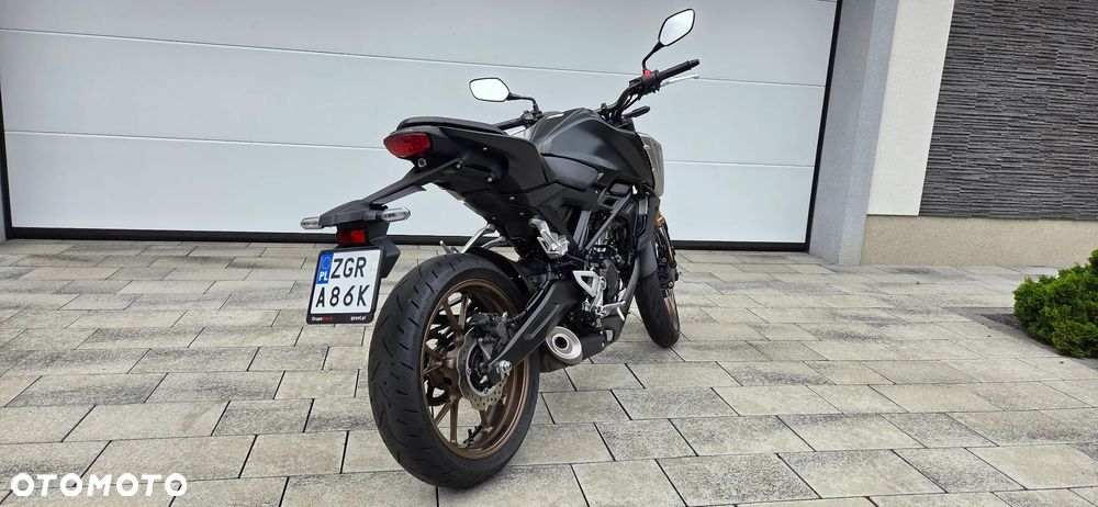 Honda CB - 3
