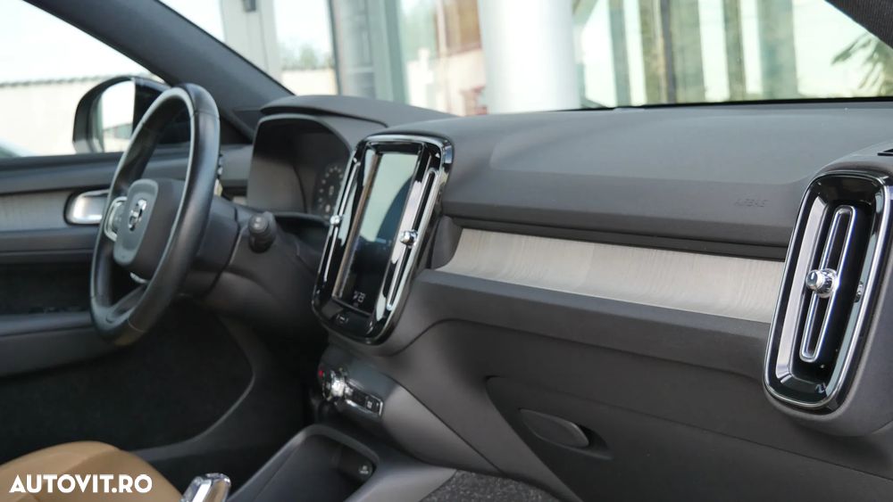 Volvo XC 40 T5 Twin Engine DKG Inscription - 16
