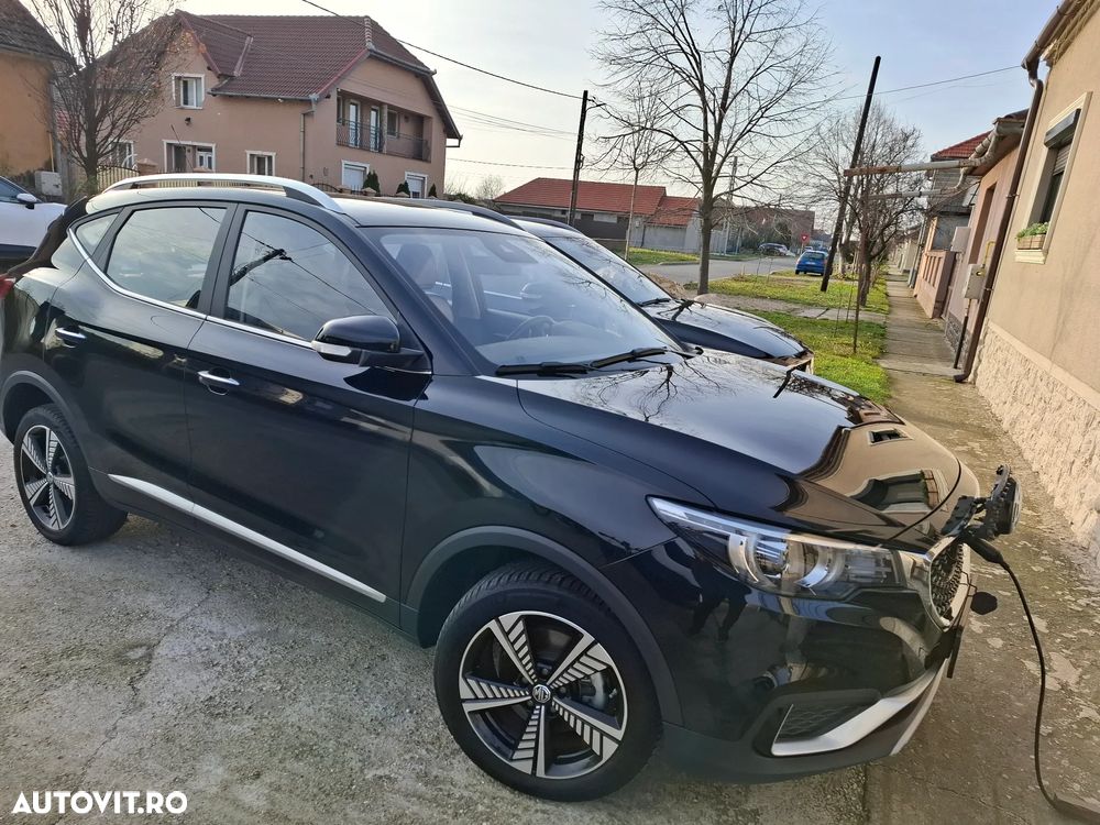 MG ZS EV Standard Luxury - 39