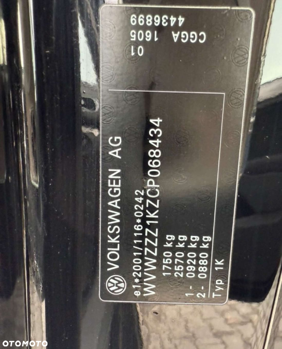 Volkswagen Golf - 18