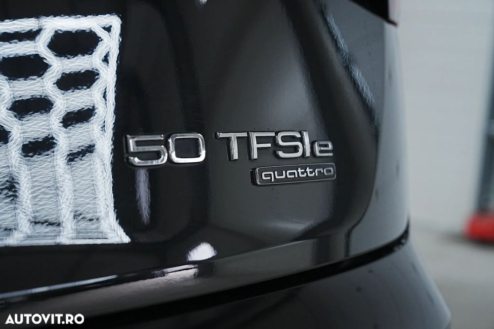 Audi Q5 50 TFSIe quattro S tronic S line business - 31