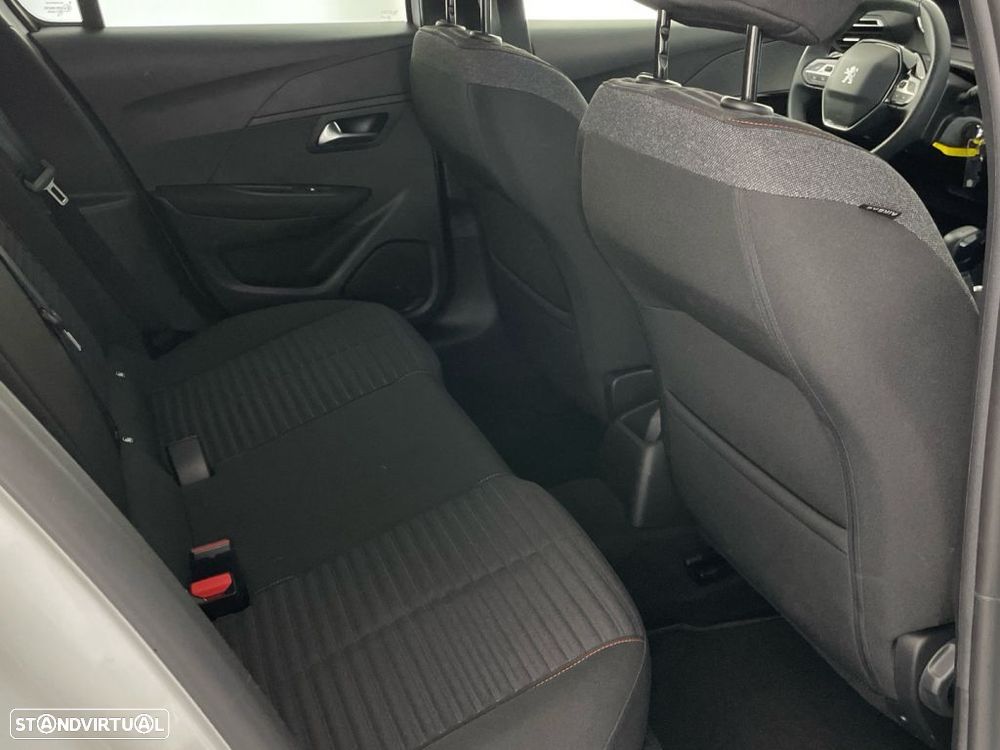 Peugeot 208 1.2 PureTech Active Pack - 24