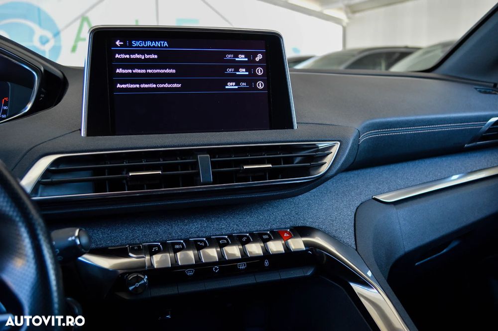 Peugeot 3008 1.5 BlueHDI S&S EAT8 GT-Line - 16