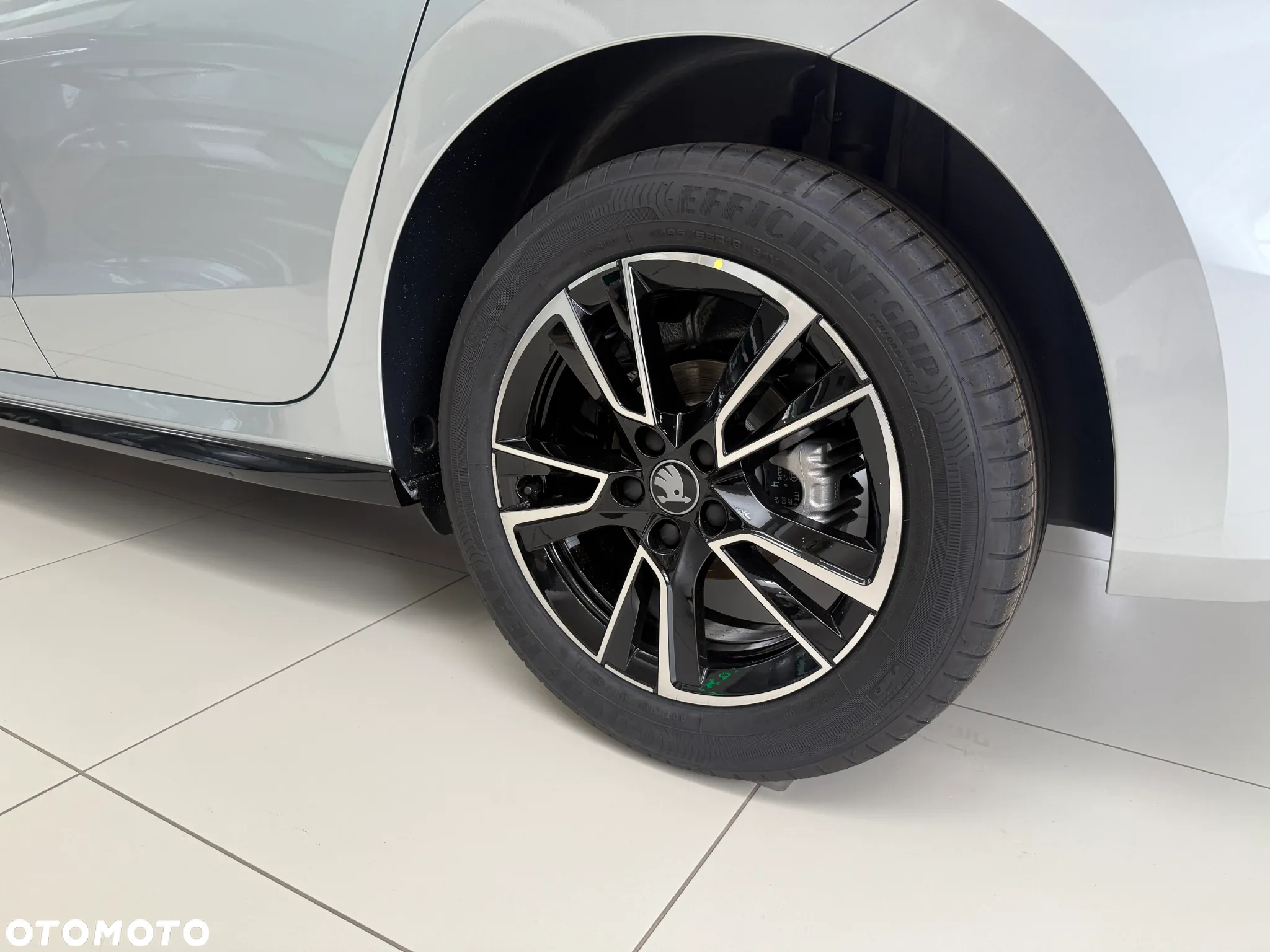 Skoda Fabia 1.5 TSI Monte Carlo DSG - 17