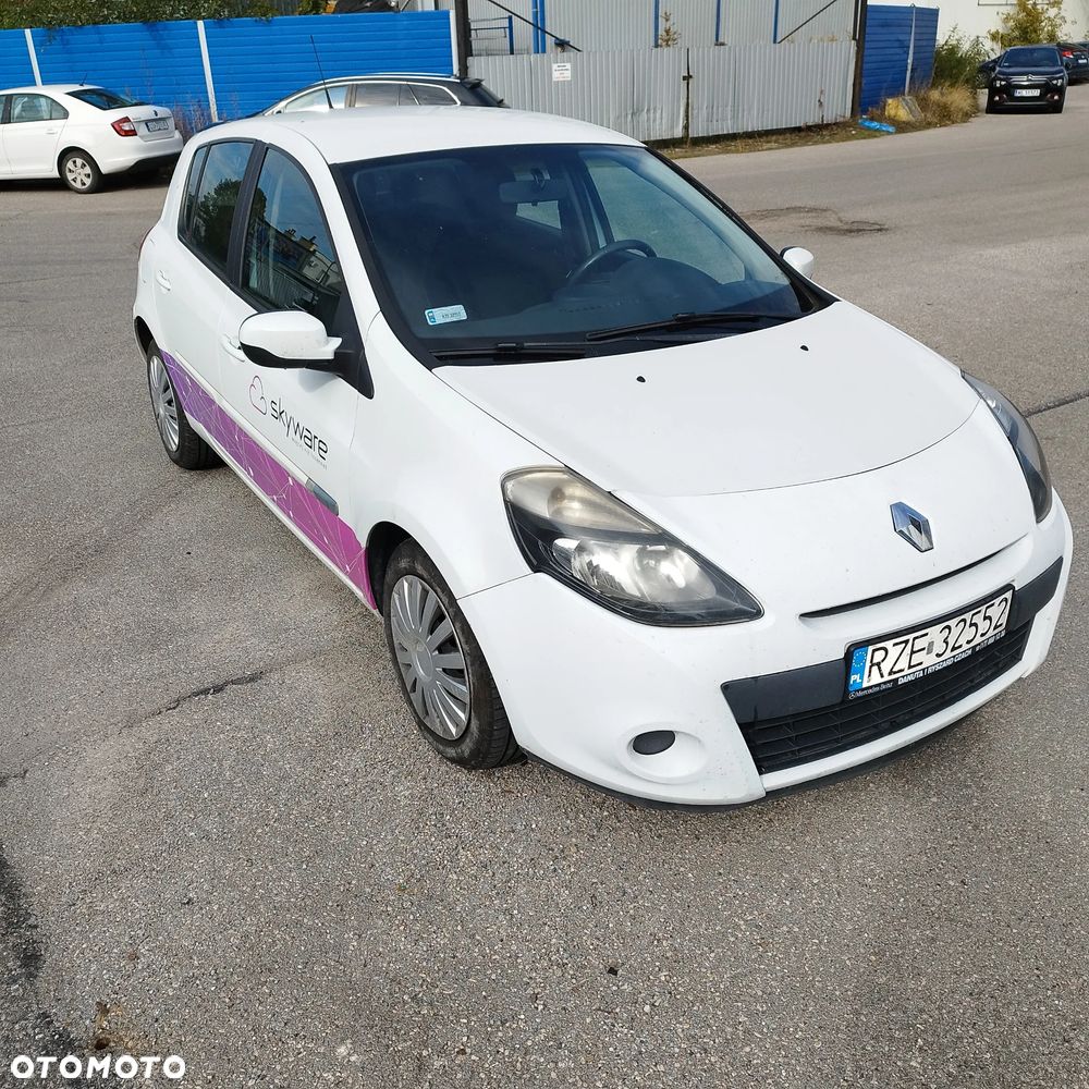 Renault Clio - 1