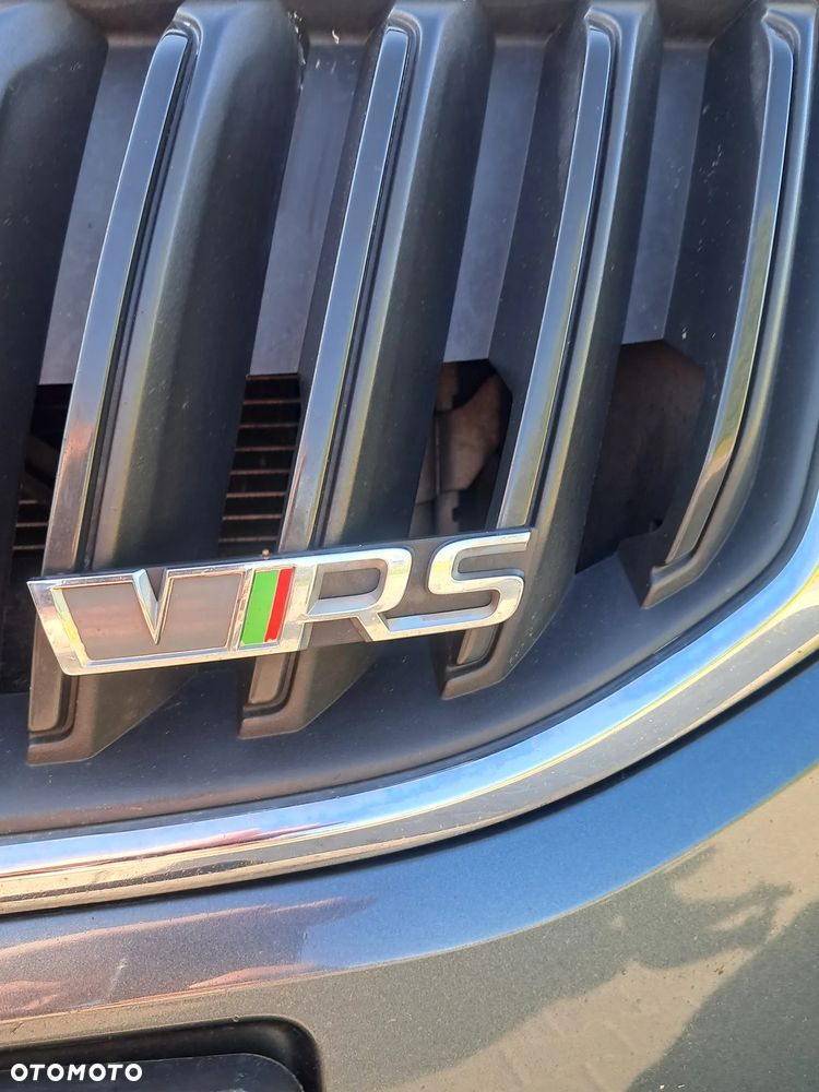 Skoda Octavia 2.0 TDI DSG RS - 6