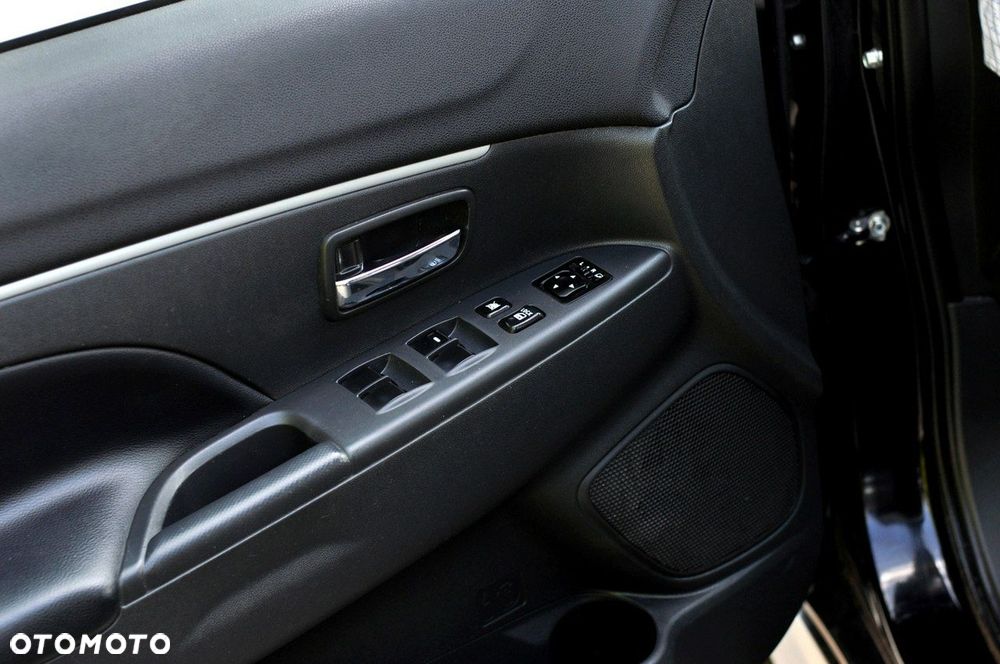 Mitsubishi ASX - 13