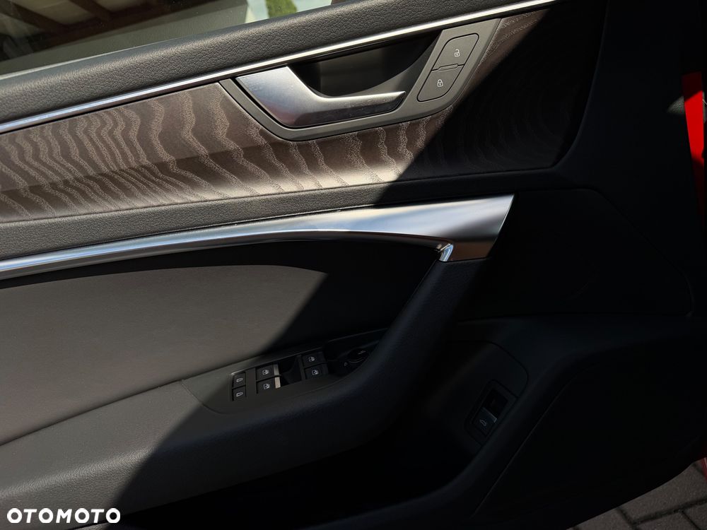 Audi A6 Avant 40 TDI S tronic S line - 37