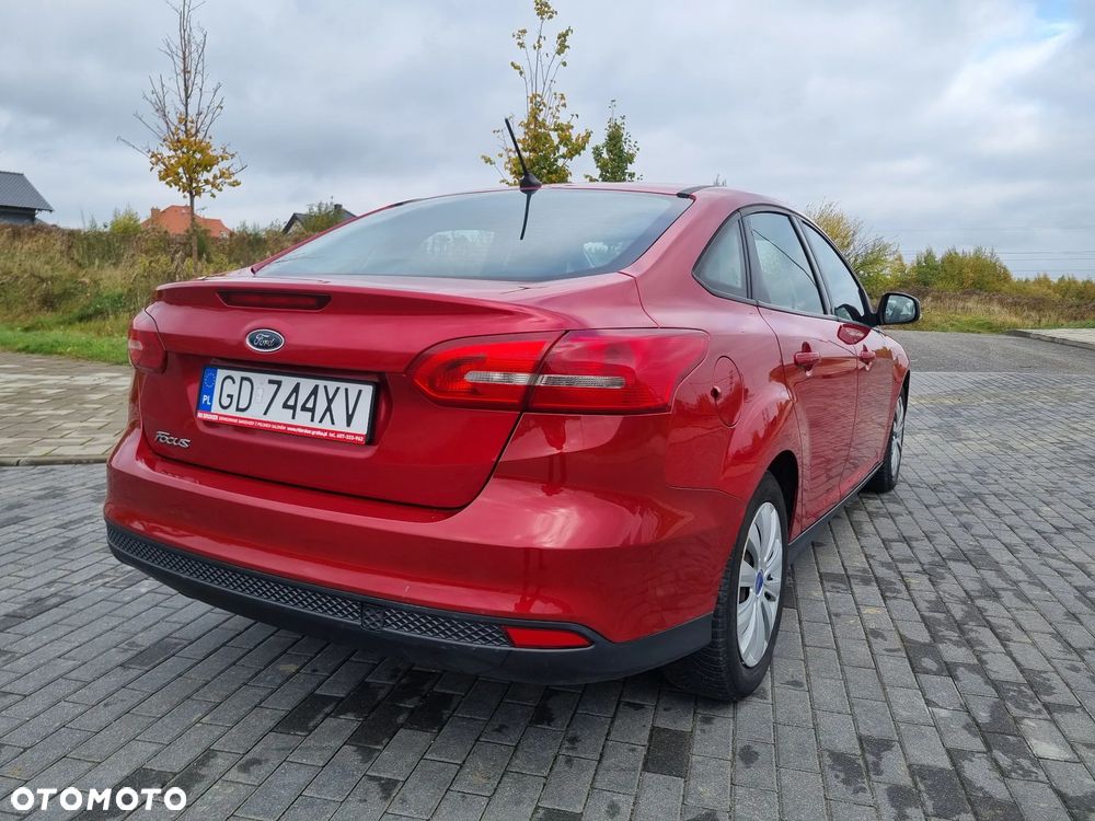 Ford Focus 1.6 Trend - 11