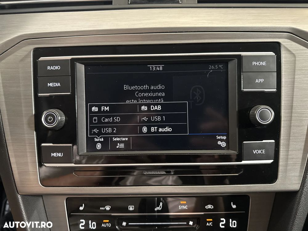 Volkswagen Passat - 21