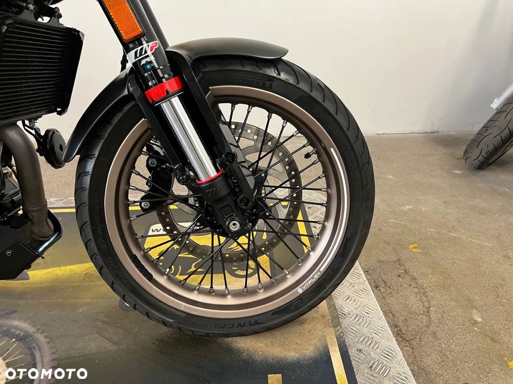 Husqvarna Vitpilen - 15