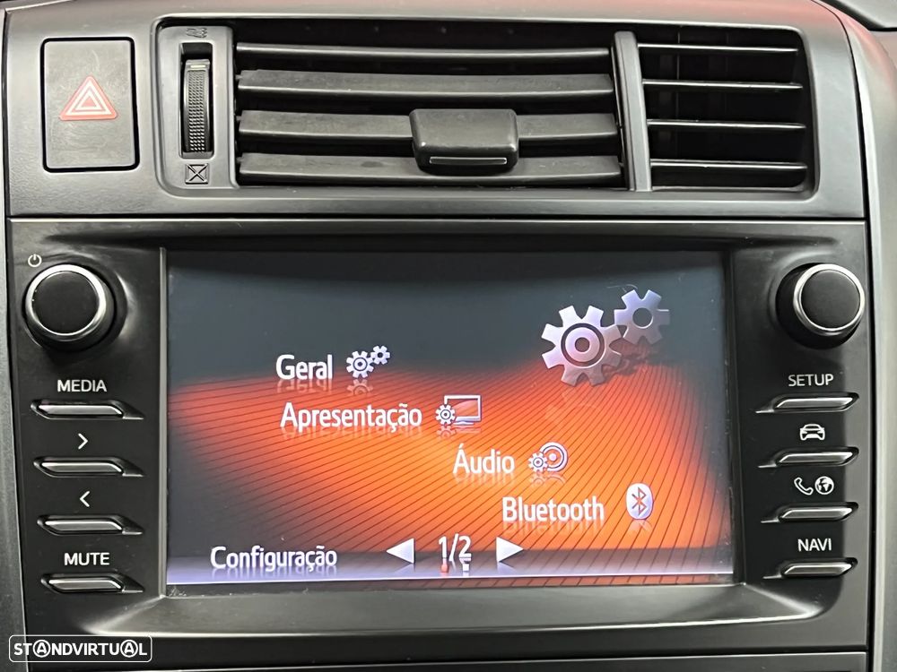 Toyota Verso 1.6 D-4D Comfort - 15