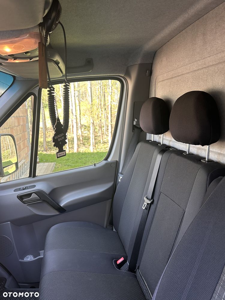 Mercedes-Benz SPRINTER - 13