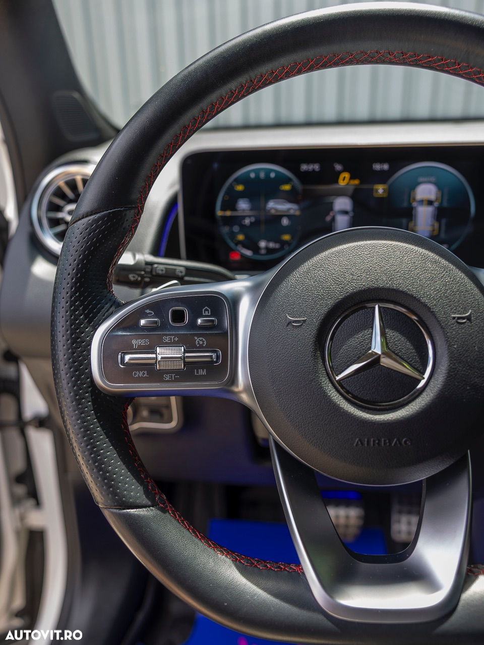 Mercedes-Benz GLB 250 4Matic 8G-DCT Style - 20